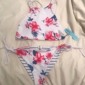 Cupshe Fallin' For You Floral Bikini